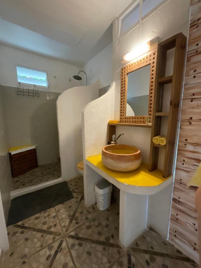 Villa Bungalows Les Vagues Abondes Sainte-Anne  Exterior foto