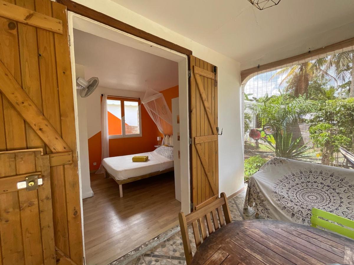 Villa Bungalows Les Vagues Abondes Sainte-Anne  Exterior foto