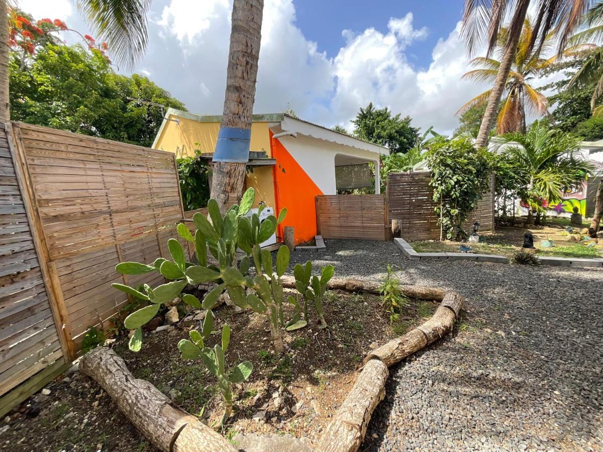 Villa Bungalows Les Vagues Abondes Sainte-Anne  Exterior foto