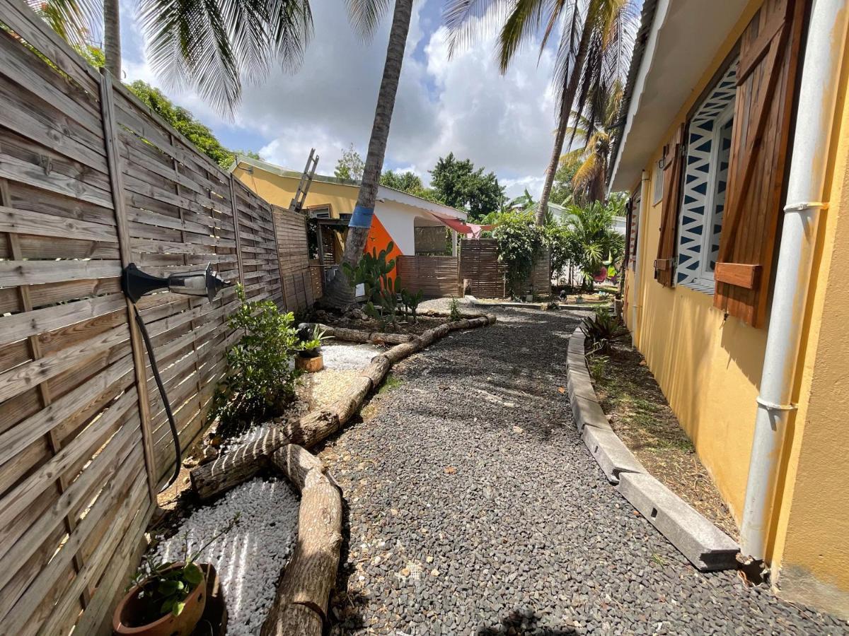 Villa Bungalows Les Vagues Abondes Sainte-Anne  Exterior foto